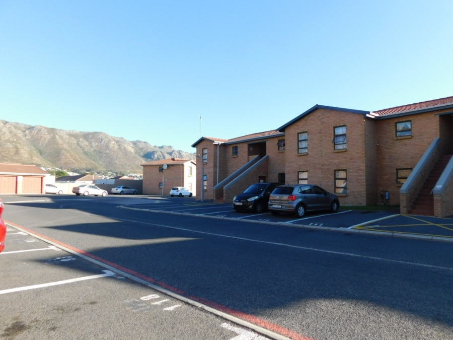 2 Bedroom Property for Sale in Pine Acres Western Cape